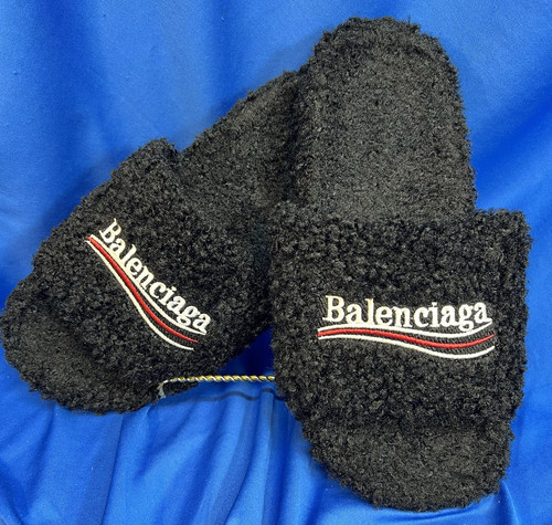 Balenciaga uomo nero pelliccia
